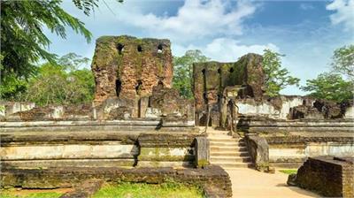 The ruins of King Parakramabahu